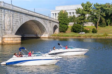 Dc boat charter  Popular for birthdays, special occasions friend groups, visiting family, and dates